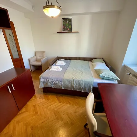 Tabakova, Centre With Flexible Checkin * Bratislava